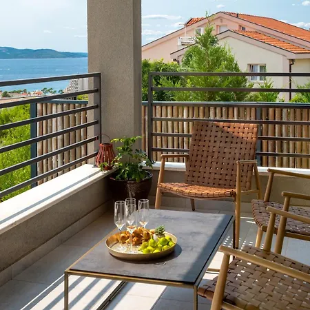 Sun Oliver Apartment *