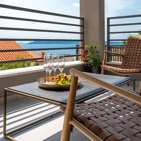 Sun Oliver Apartment Makarska