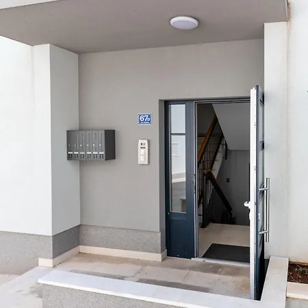 Sun Oliver Apartment